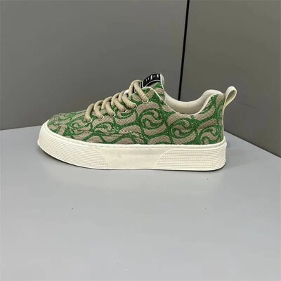 Férfi Cipők Tavaszi Új Sokoldalú Vászon Cipők Alacsony kivágású Alkalmi Deszka Cipők Design Sense Sportcipő Cipők Férfi Zapatos Casuales