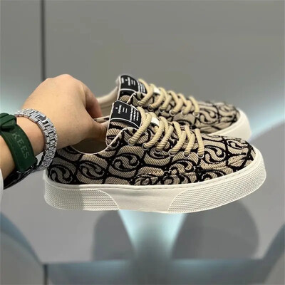 Férfi Cipők Tavaszi Új Sokoldalú Vászon Cipők Alacsony kivágású Alkalmi Deszka Cipők Design Sense Sportcipő Cipők Férfi Zapatos Casuales