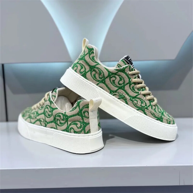 Férfi Cipők Tavaszi Új Sokoldalú Vászon Cipők Alacsony kivágású Alkalmi Deszka Cipők Design Sense Sportcipő Cipők Férfi Zapatos Casuales