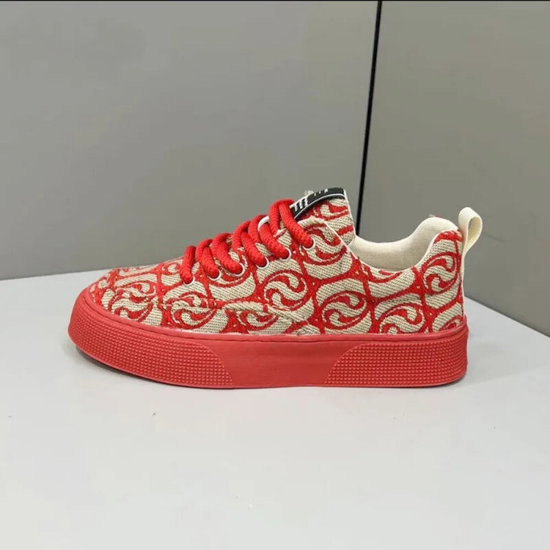 Férfi Cipők Tavaszi Új Sokoldalú Vászon Cipők Alacsony kivágású Alkalmi Deszka Cipők Design Sense Sportcipő Cipők Férfi Zapatos Casuales