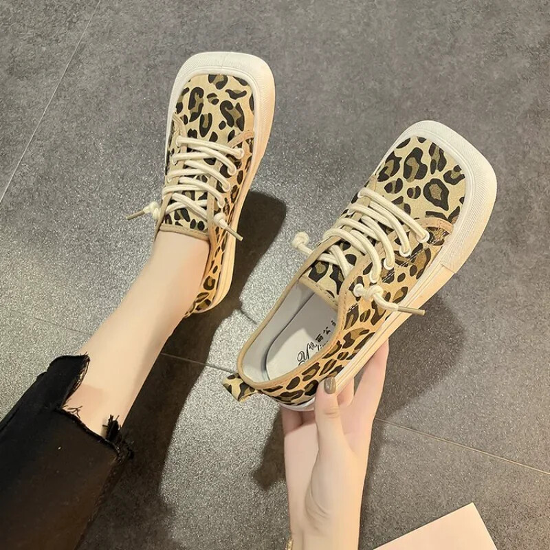 Φαρδιά πόδια τετράγωνα δάχτυλα καμβά Loafers Γυναικεία Leisure Lace Up Αθλητικά παπούτσια Πλατφόρμα Leopard Zebra Print Παπούτσια Παπούτσια