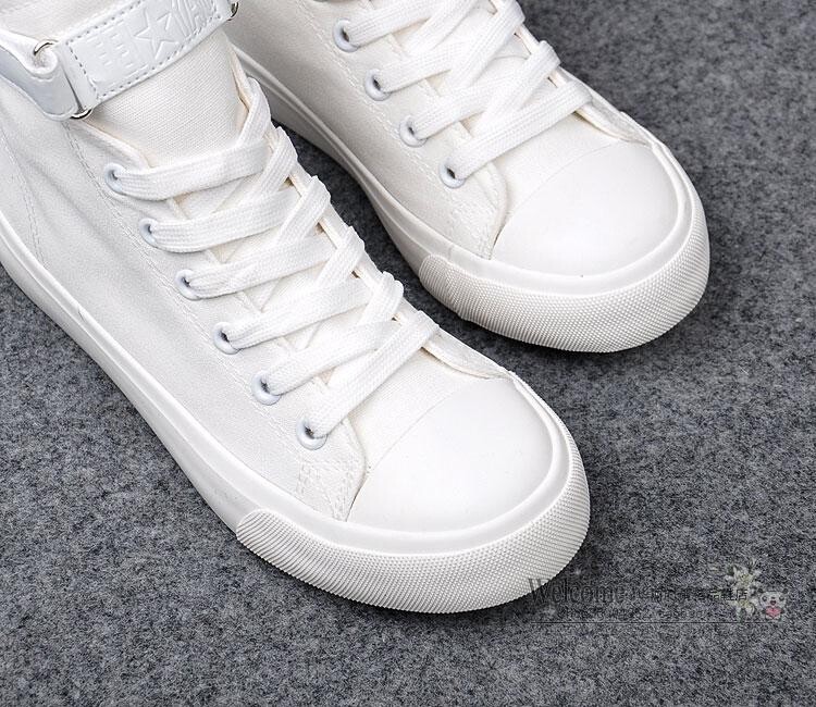 Jaunas modes čības Audekla apavi Sieviešu ikdienas apavi balti, plakani sieviešu grozi, mežģīnes, stingras sporta kurpes