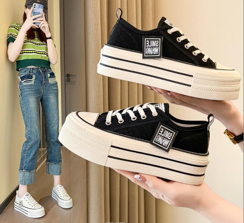 2024 Női, 4,5 cm-es magasságnövelő tornacipő Légáteresztő gördeszka vászoncipő Divat Fűzős Platform alkalmi tornacipő