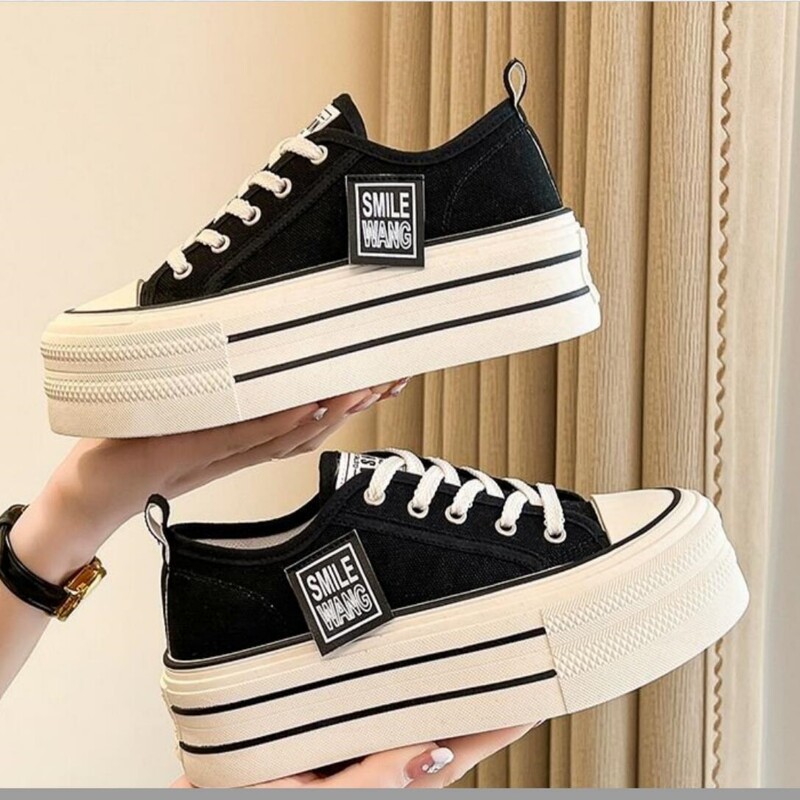 2024 Női, 4,5 cm-es magasságnövelő tornacipő Légáteresztő gördeszka vászoncipő Divat Fűzős Platform alkalmi tornacipő