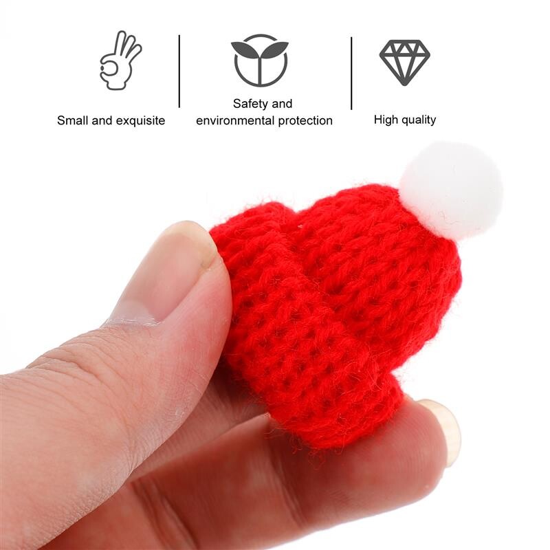 10 DB Mini karácsonyi kalapok karácsonyi parti dekorációhoz Kötött kis Mikulás sapkák Otthoni parti DIY kézzel készített kézműves kiegészítők