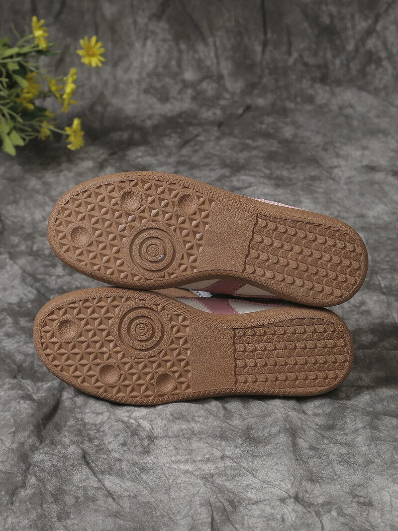 2024 Új rózsaszín női szabadidő és kényelmes cipők tavasszal ősszel Puha talpú bőr divatcipő sportcipők női tornacipők