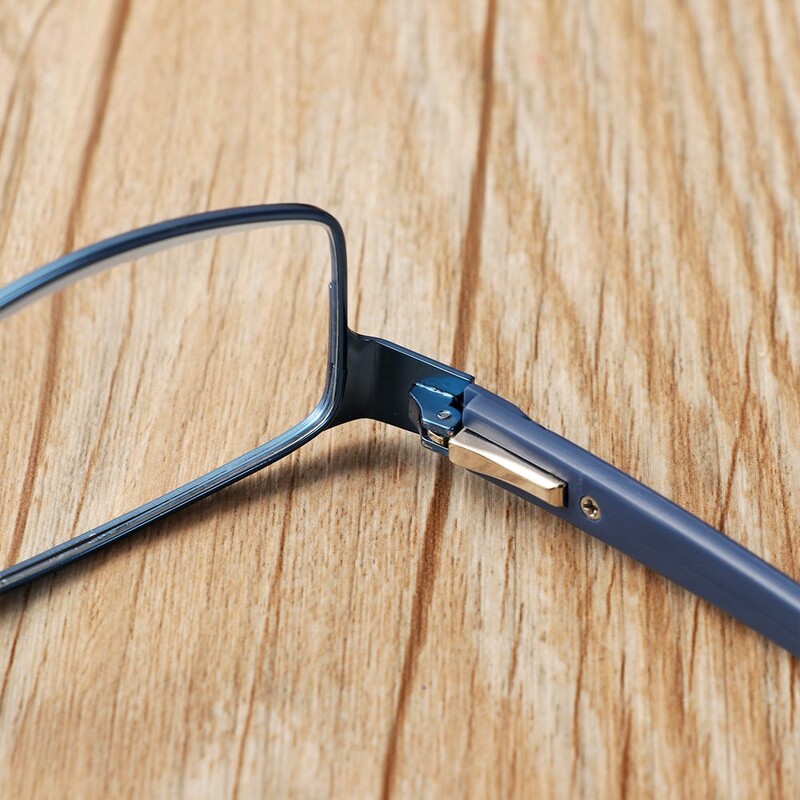 New Arrival Férfi üzleti olvasószemüvegek Titánötvözet váz Férfi Hyperopia Presbyopia dioptriás szemüvegek