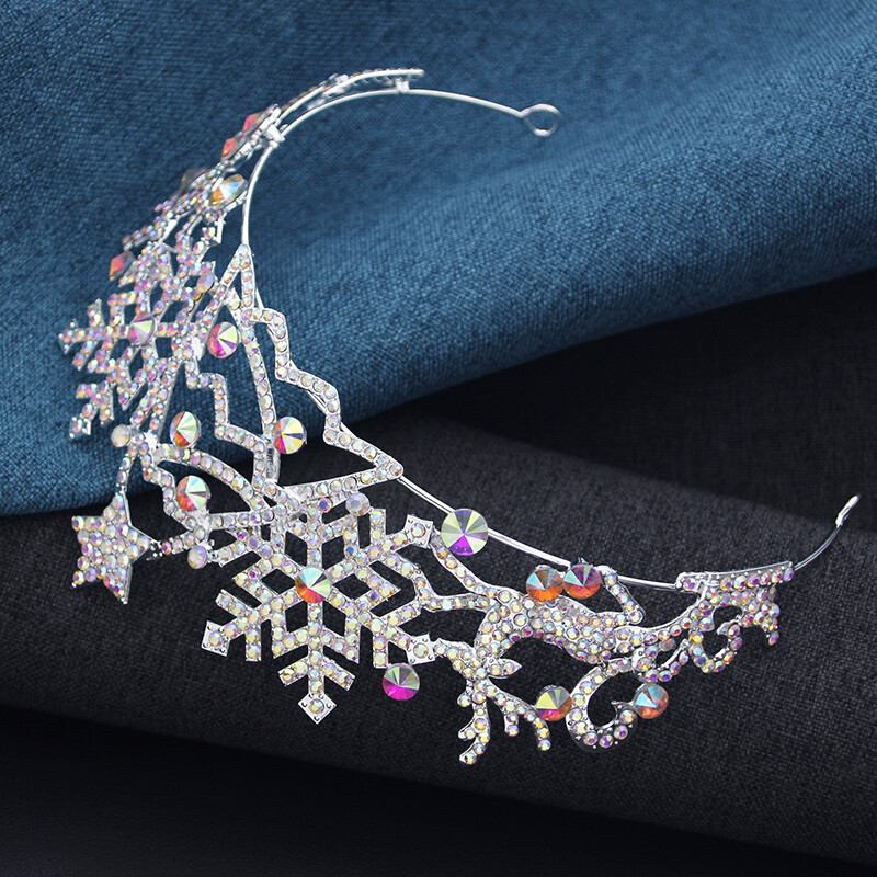 Naujųjų metų raudonos ir žalios spalvos Tiaras Galvos juostos Kalėdoms Karūna Kalnų krištolo žvaigždės Karūna Plaukai Papuošalai Dovanos Priedai