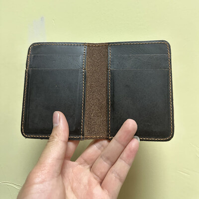100%-ban valódi bőr hitelkártyatartós pénztárca Férfi karcsú pénztárca Kis bankkártya-tartók Férfi Retro Crazy Horse bőr pénztárca