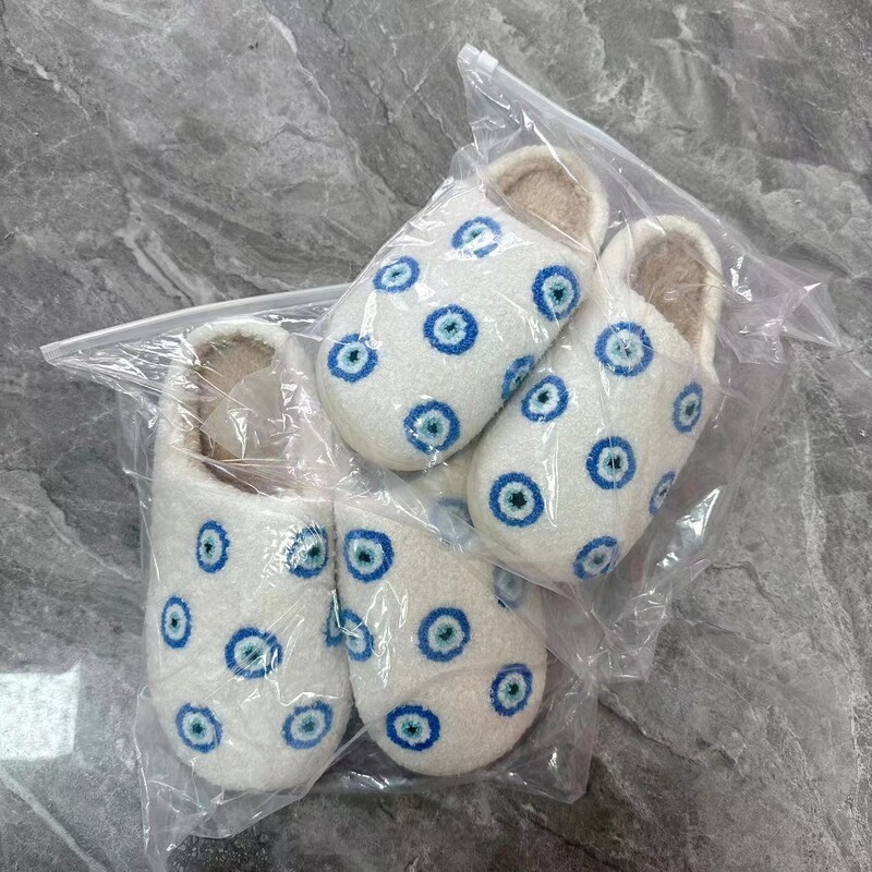 AD Ins Retro Kék kis gonosz szemek dolt Téli plüss papucsok meleg papucs divat hangulatos cipők