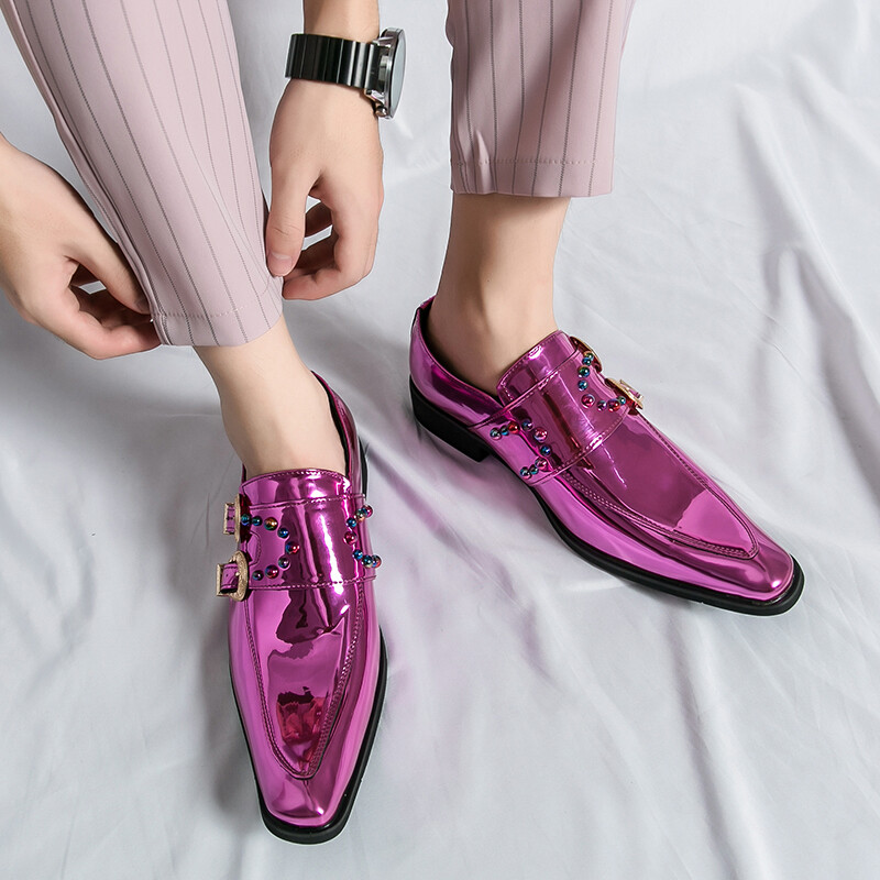 Új trendi divat Férfi bűbáj hegyes tükör bőrcipők Férfi ruha Esküvői Bál Hazatérés naplopók Lábbeli