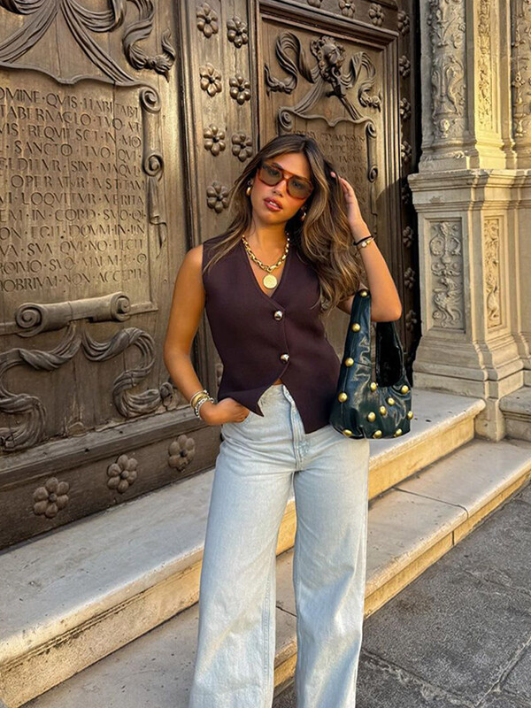 Elegáns, egyszínű, V-nyakú kötött mellény női divatos, egysoros ujjatlan karcsú mellény, női új, 2024-es elegáns kötöttáru