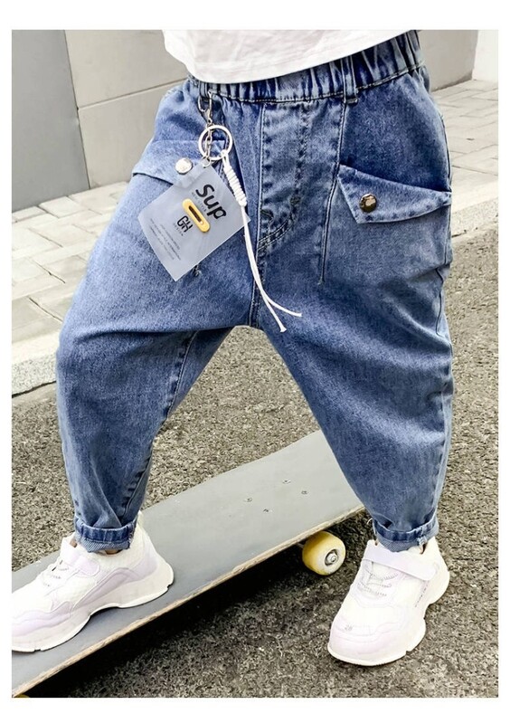 Zēnu džinsi 2024. gada pavasarī, jaunas modes bērnu ikdienas bikses lielā zēna korejiešu versijā, brīvas bikses