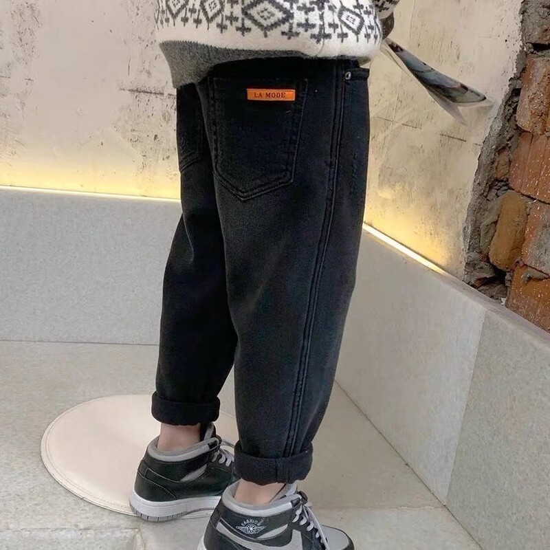 Fiú farmer 2021 új divatos fiú nadrágok klasszikus bő kis nadrágok gyermek nadrágok fekete kék overál