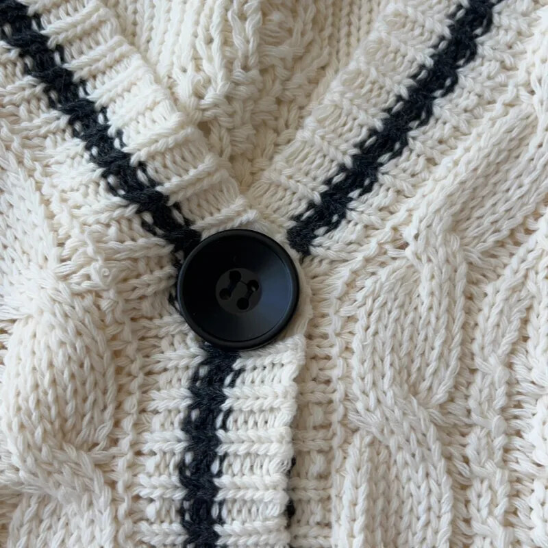 Smėlio spalvos folkloro megztinis moteriškas raidinis pleistras su žvaigždute išsiuvinėtu megztu moterišku megztiniu žiemai rudeniui kasdieniai negabaritiniai megztiniai