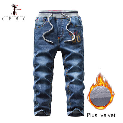 GFMY márka 2021 szabadidős téli fekete plusz bársonyos fiú farmernadrág 3-10 év melegen tartható Egyenes típusú gyereknadrág 9082