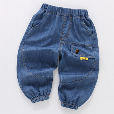 2024 tavaszi és őszi fiúdivat Alkalmi íves kombinált nadrágok Szúnyogálló nadrágok/farmerek 1-6 éves korig