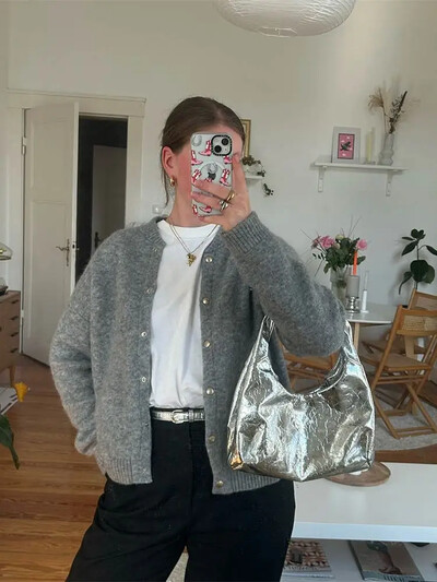 Elegante gri pentru femei cardigan cu gât rotund la modă cu buton auriu cu mâneci lungi pulover cald 2024 șic toamna femeie casual streetwear