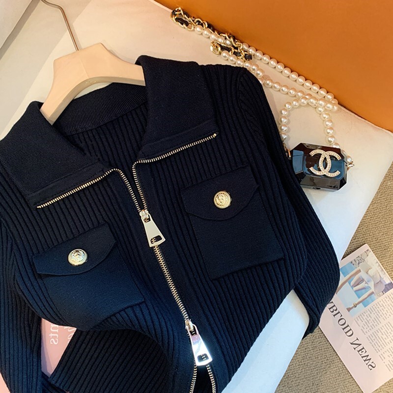 Női őszi/téli hosszú ujjú pulóver Elegáns aranygombos cipzáros hajtóka Kötött kardigán Új A-egyenes All-Match kabát
