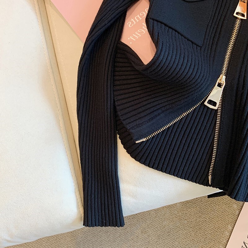 Női őszi/téli hosszú ujjú pulóver Elegáns aranygombos cipzáros hajtóka Kötött kardigán Új A-egyenes All-Match kabát