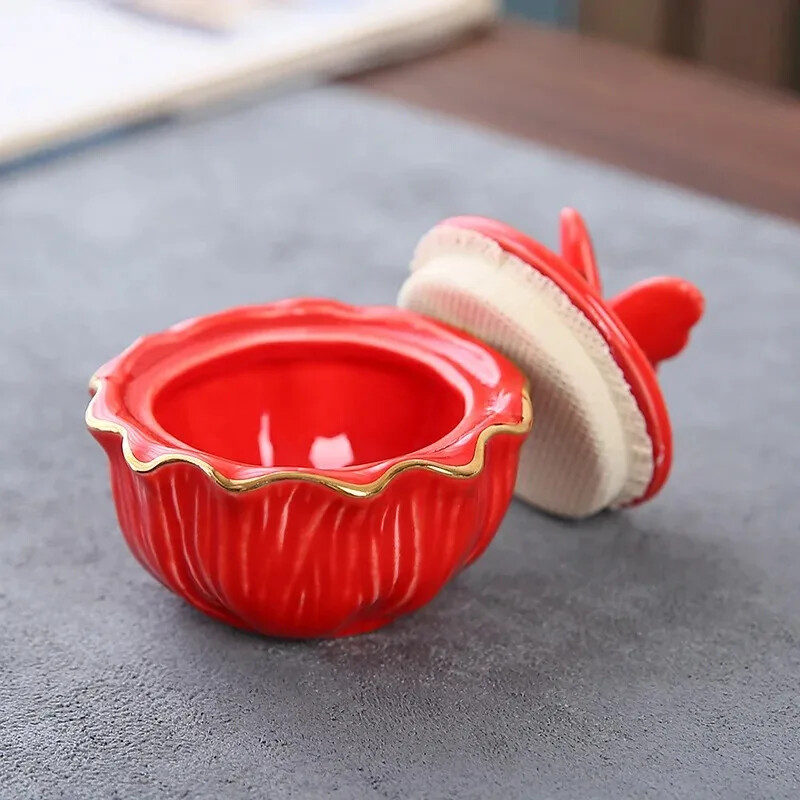 Kerámia kisállat-urnák, személyre szabott koporsóhamu temetési ládika, kutyaemléktárgyak eladott kutyák számára kisállat-urna hamu hamvasztási emlék