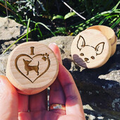 Kutyanyomott, fából faragott kutyaszőrszőr emlékdoboz, fogak mentése kisállat fogak tárolódoboza elveszett kisállat urna emlékére ajándék kutyabarátoknak