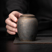 Vintažinės keraminės urnos augintiniai, mini nešiojamas kremavimas, gyvūnų karstas, atminimo pelenų saugykla, kremavimo laidojimai, naminių gyvūnėlių reikmenys