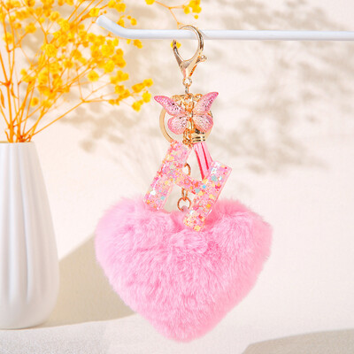 Pink Heart Heart Hairball Initial kulcstartó Butterfly rojttal 26 betűs kulcstartó Autós kulcstartó Női táska függő dísz
