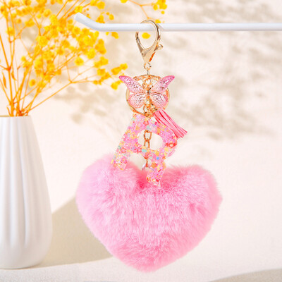 Pink Heart Heart Hairball Initial kulcstartó Butterfly rojttal 26 betűs kulcstartó Autós kulcstartó Női táska függő dísz