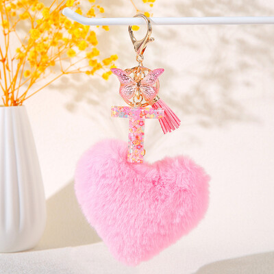 Pink Heart Heart Hairball Initial kulcstartó Butterfly rojttal 26 betűs kulcstartó Autós kulcstartó Női táska függő dísz