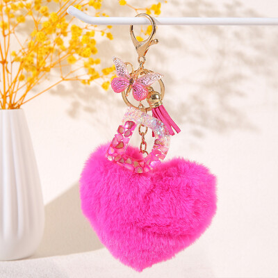 Szív alakú szőrgolyó kezdő kulcstartó Pillangó nagybetűs medál Kulcstartó Kulcstartó Női pénztárca Kézitáska kiegészítők