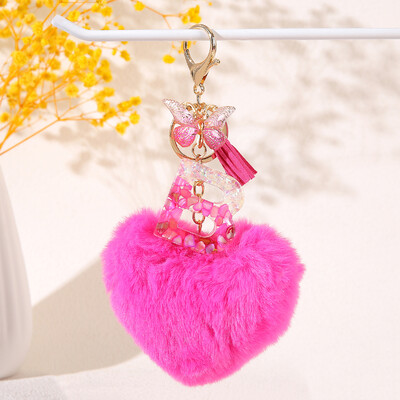 Szív alakú szőrgolyó kezdő kulcstartó Pillangó nagybetűs medál Kulcstartó Kulcstartó Női pénztárca Kézitáska kiegészítők