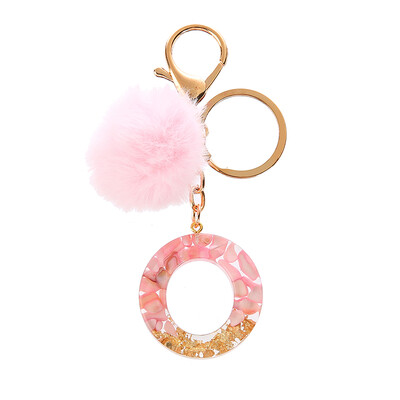 1vnt Pink Pompom Letter Raktų pakabukas Anglų abėcėlės raktų pakabukas su Puffer Ball Glitter Gradient Resin Automobilinio veidrodžio rankinės pakabukai
