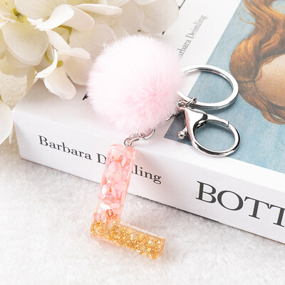 1vnt Pink Pompom Letter Raktų pakabukas Anglų abėcėlės raktų pakabukas su Puffer Ball Glitter Gradient Resin Automobilinio veidrodžio rankinės pakabukai