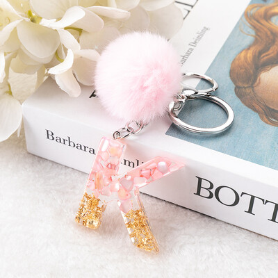 1vnt Pink Pompom Letter Raktų pakabukas Anglų abėcėlės raktų pakabukas su Puffer Ball Glitter Gradient Resin Automobilinio veidrodžio rankinės pakabukai
