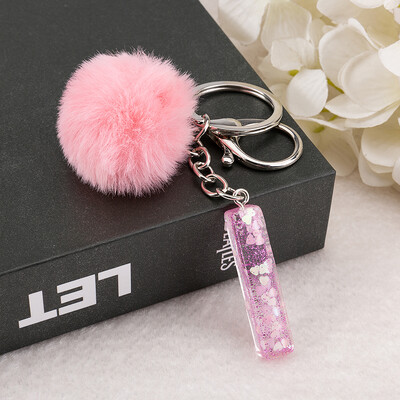 1vnt Raktų pakabukas Rožinės spalvos Anglų raidžių raktų pakabukas su Puffer Ball 26 angliškas žodis Glitter Resin A TO Q Rankinės žavesiai moterims