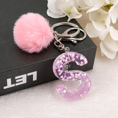 1vnt Raktų pakabukas Rožinės spalvos Anglų raidžių raktų pakabukas su Puffer Ball 26 angliškas žodis Glitter Resin A TO Q Rankinės žavesiai moterims
