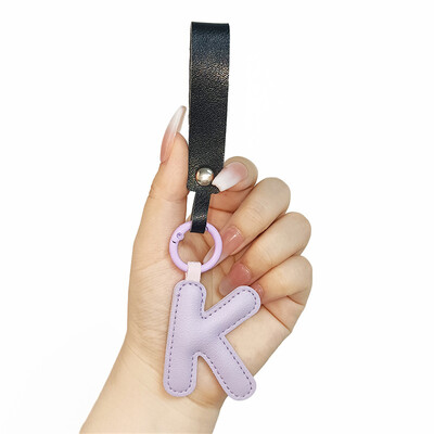 Aranyos PU bőr betűkkel kulcstartó AZ színes kezdőbetűkkel függő karkötővel Női Lányoknak Kézitáskák Pénztárca Bűvészek Kiegészítők