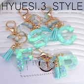 Breloc cu paiete inimă verde cu sclipici Inițiale din rășină Breloc cu fluture Rucsac Accesorii Decor Femei Fete Cadouri de petrecere