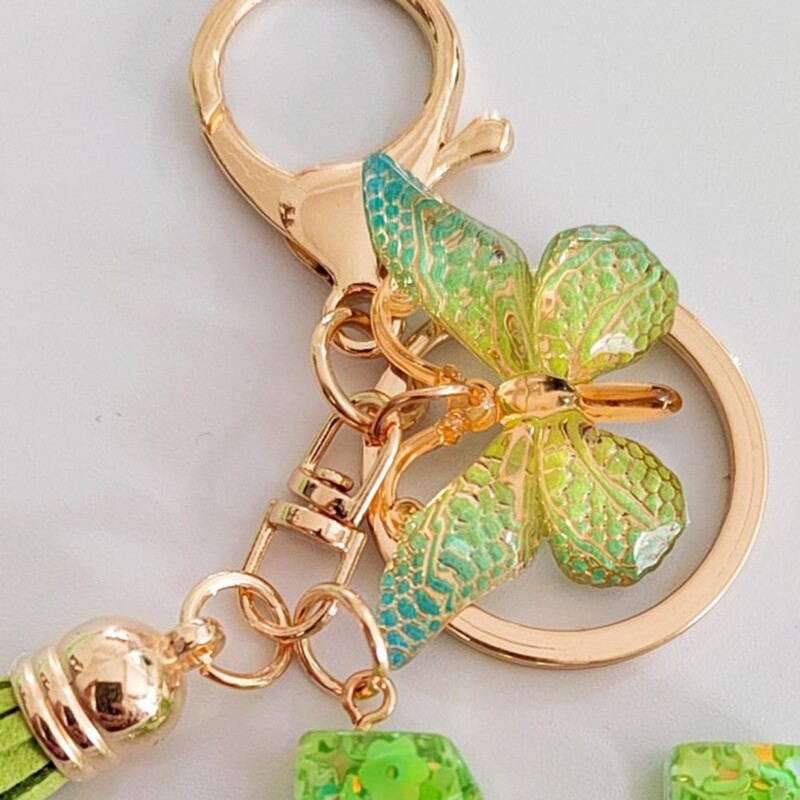 2 bucăți brelocuri cu litere inițiale set de breloc cu pandantiv fluture verde, breloc cu alfabet în relief rafinat, bijuterii, breloc
