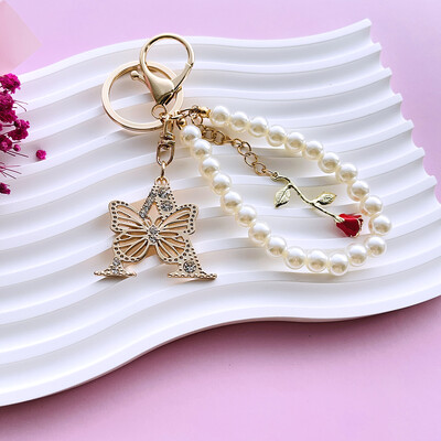 Inițial AZ 26 Fluture Litere majuscule Trandafir Breloc Strasuri Rășină Perle Breloc Cu mărgele Sacoșă Pandantiv Bijuterii Cadou pentru femei