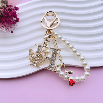 Inițial AZ 26 Fluture Litere majuscule Trandafir Breloc Strasuri Rășină Perle Breloc Cu mărgele Sacoșă Pandantiv Bijuterii Cadou pentru femei