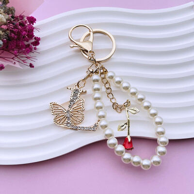 Inițial AZ 26 Fluture Litere majuscule Trandafir Breloc Strasuri Rășină Perle Breloc Cu mărgele Sacoșă Pandantiv Bijuterii Cadou pentru femei