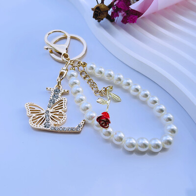 Rafinat Inițial AZ 26 Fluture Litere Majuscule Trandafir Roșu Breloc Cristal Rășină Perle Breloc Breloc Pandantiv Geanta Femei Cadou