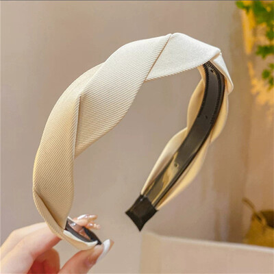 Moteriškas galvos apdangalas, pintas ruoželinio audinio galvos apdangalas merginoms, skirtas apsipirkti veido prausimuisi galvos lankeliu, neslystantis dantytas plaukų dirželis jai