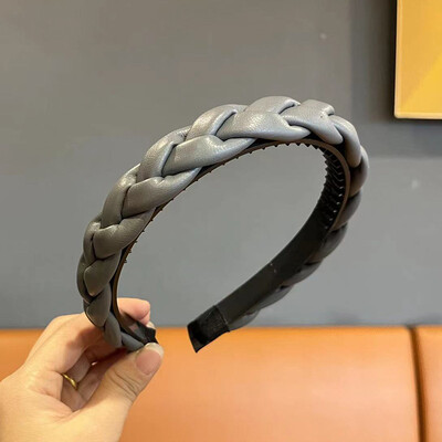 Moteriškas galvos apdangalas, pintas ruoželinio audinio galvos apdangalas merginoms, skirtas apsipirkti veido prausimuisi galvos lankeliu, neslystantis dantytas plaukų dirželis jai