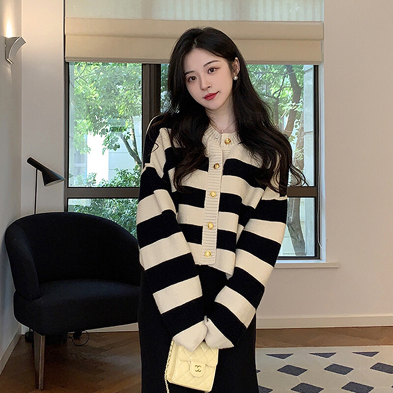 Csíkos Y2K női kardigán koreai édes kötött retro hosszú ujjú női pulóver, divatos laza alkalmi, elegáns női vágás felső
