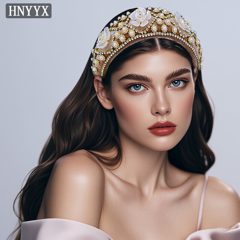 HNYYX Prabangūs Baroko Plaukų Priedai Blizganti Kalnų krištolinė galvos juosta Moteriška Gėlė Plati Galvos apdangalas Kempinėlė Neslystanti perlinė plaukų juosta A250
