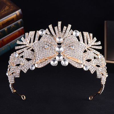 Coroană pentru femei Coroană de cristal Din aliaj metalic Tiara de nuntă de mireasă Pentru petrecere Bijuterii Accesorii pentru păr de înaltă calitate