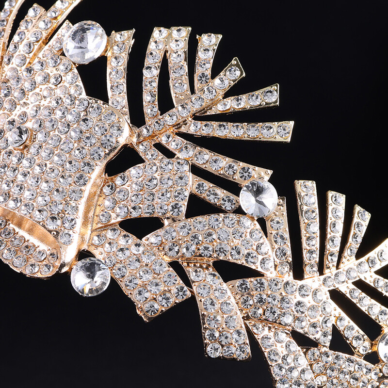 Coroană pentru femei Coroană de cristal Din aliaj metalic Tiara de nuntă de mireasă Pentru petrecere Bijuterii Accesorii pentru păr de înaltă calitate